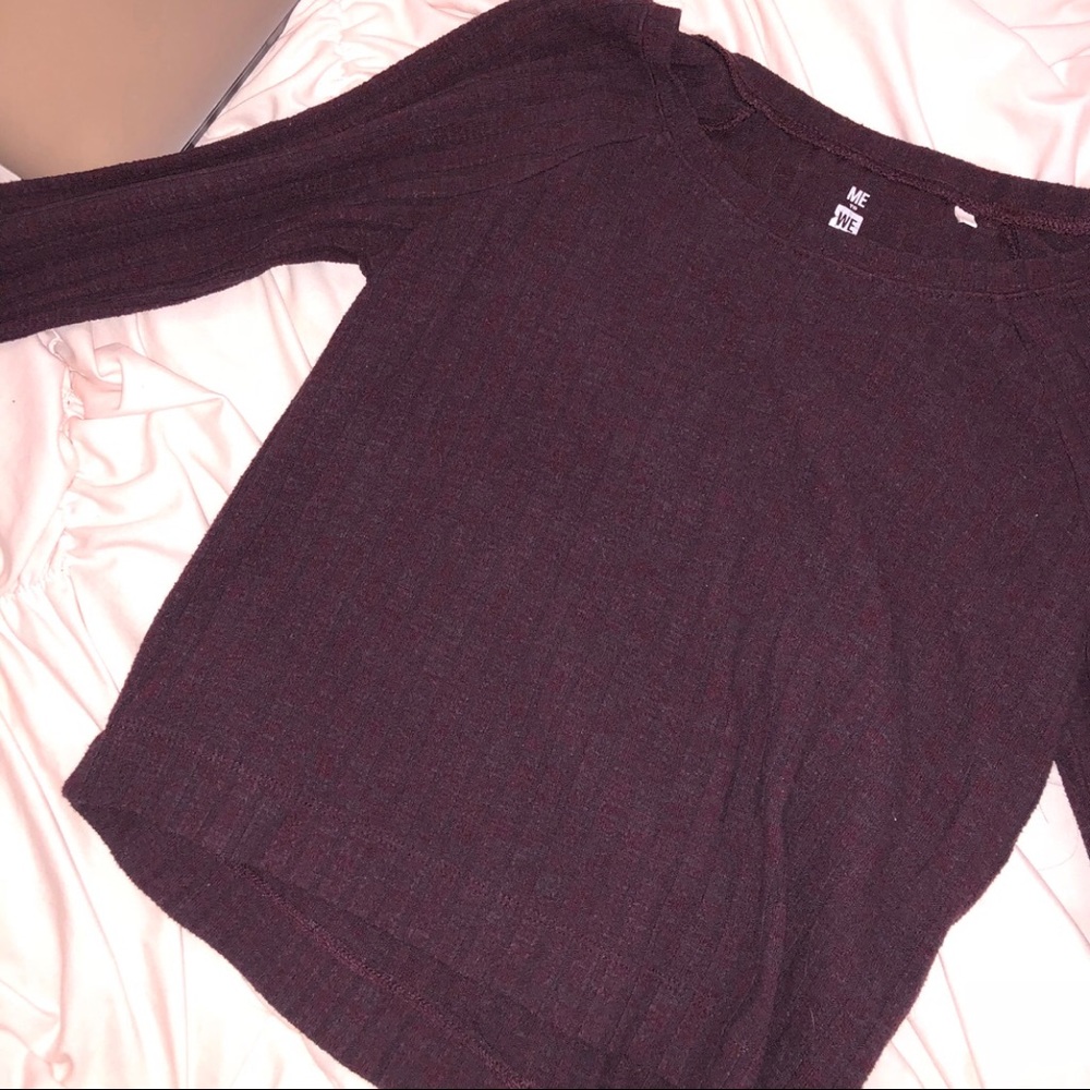 MAROON SWEATER FROM PACSUN
